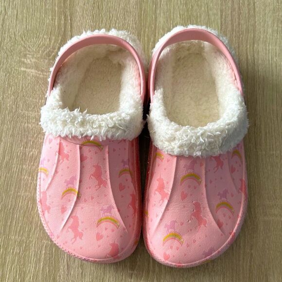 NWOT … UNICORN “Size: 2” Croc Slipper Shoes - Picture 2 of 3